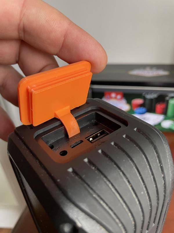 Divoom Voombox Power bluetooth speaker ports cover