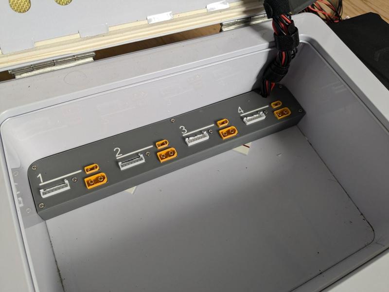 BatSafe Medium charging board - safe & convenient charging of your lipos