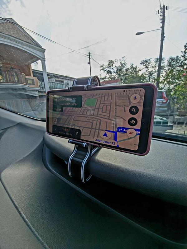 Sturdy Dashboard Phone Holder Clip!
