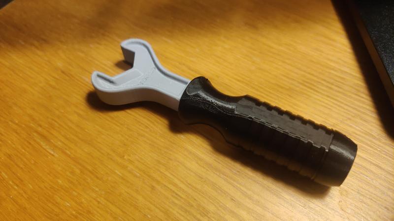 Duplo Toolo wrench