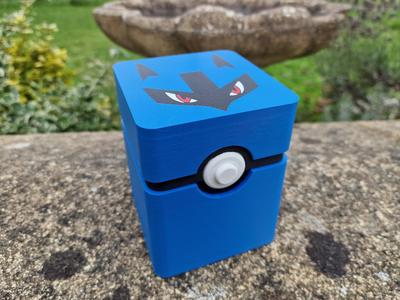 Pokemon Deck Box - Lucario