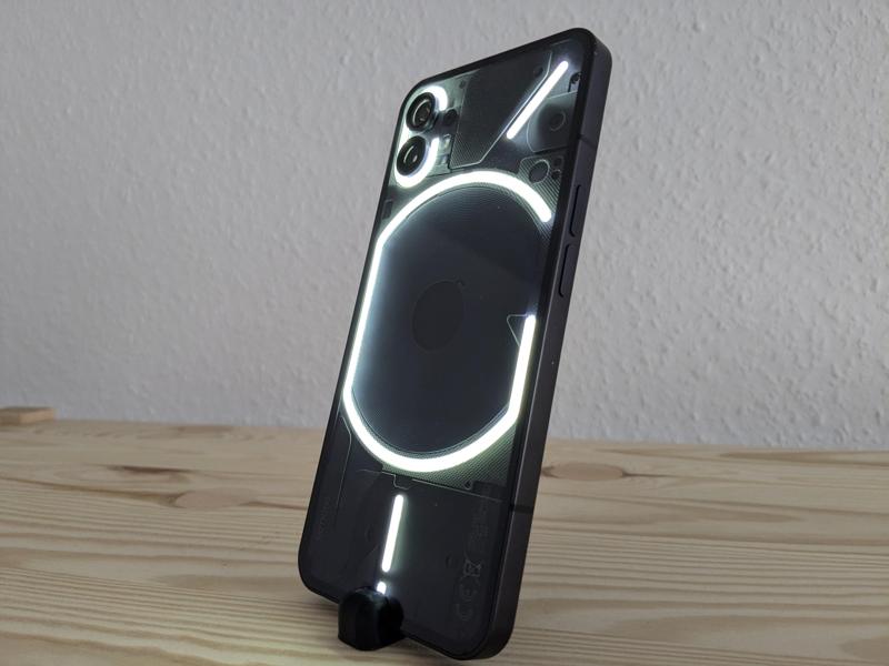 Minimalist Phone Stand