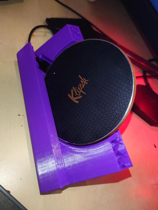 Wireless Charger Phone Stand