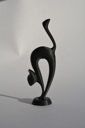 Cat Sculpture - Minimalist Elegance