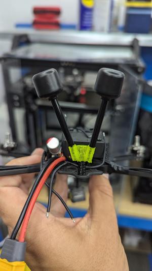 dual antenna mount for single M3 standoff (Tony 5)