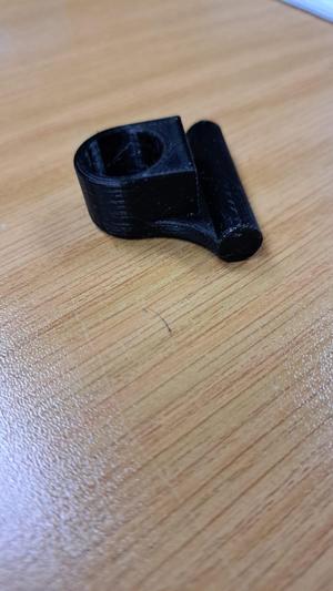 Pop-up banner bracket