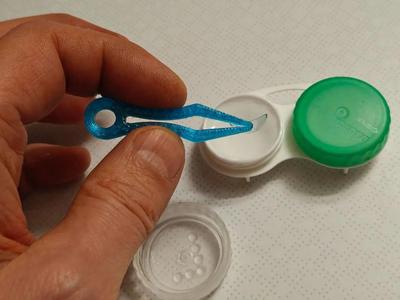 Soft tweezers/forceps for contact lenses   