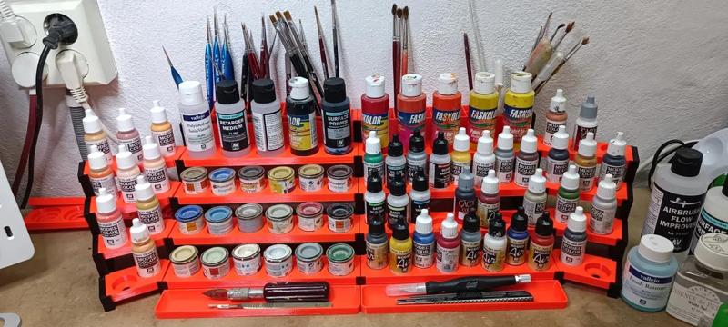 Paint Stand   
