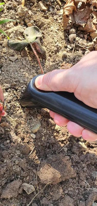 seed planter hole maker - Samenpflazer Setzgerät   