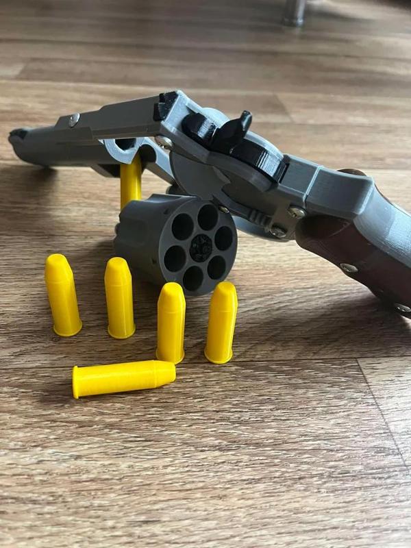 Imitation of a .357 Magnum cartridge   