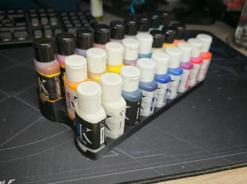 Kimera Kolors 26 paint holder   