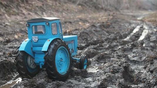 LTZ T-40 - RC soviet tractor