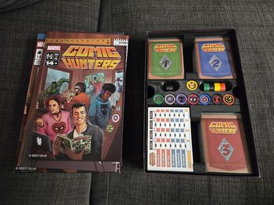 Comic Hunters insert for sleeved cards
