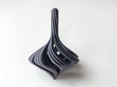 Sidewinder Spinning Top