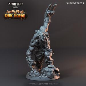Supportless Ork Berserker 01