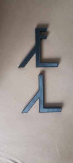 holder for chain saw   