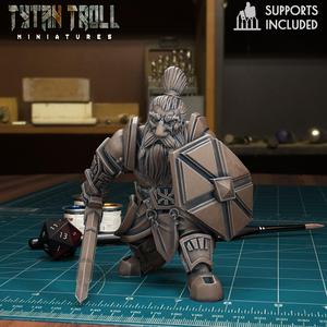 Dwarven Guard 06 [Pre-Supported]