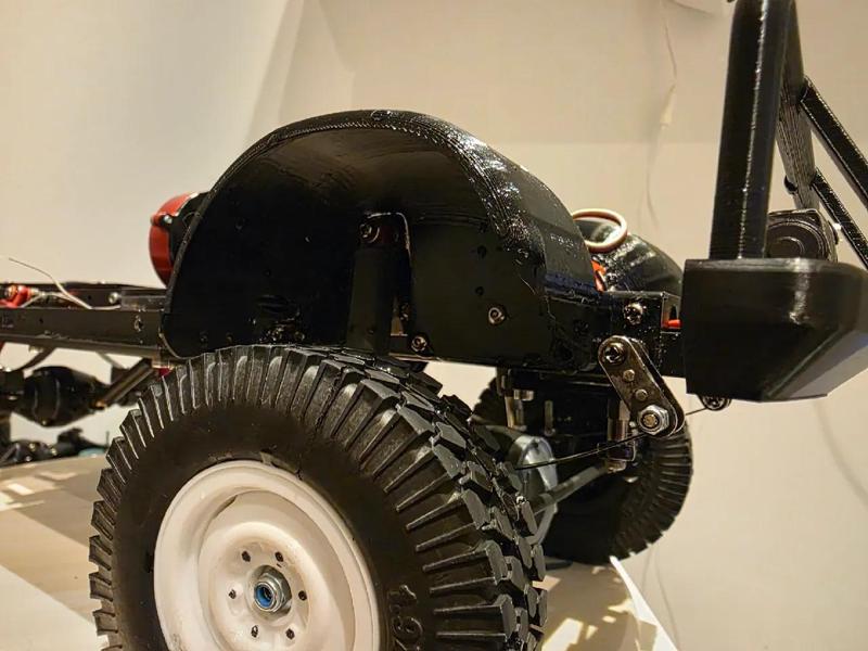 Tamiy Hilux High Lift inside fender   