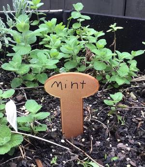 basic label for gardening (easy print)   