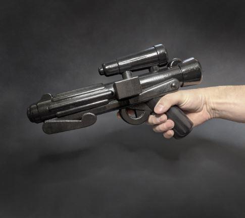 STAR WARS E-11 BLASTER