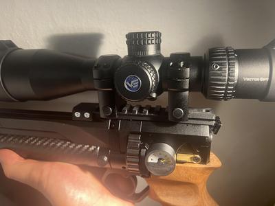 Huben GK1 - top picatinny rail