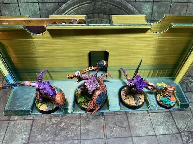 HOLDER FOR JAWS OF ITZL, WAR HAMMER UNDERWORLDS, EMBERGARD