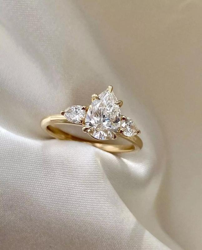 3 Pear Solitare Diamond Engagement Ring