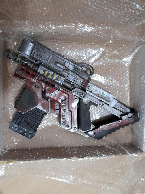 Cyberpunk inspired Smart SMG gun