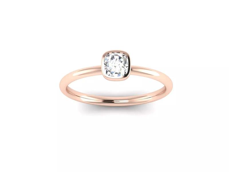 Engagement Solitaire ring Classic style