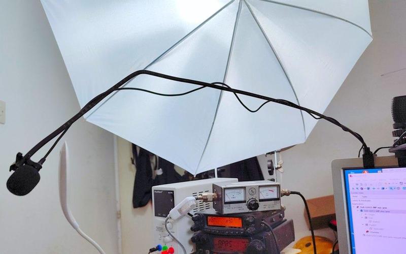 Dell-U2412-MP-mic-arm-mount