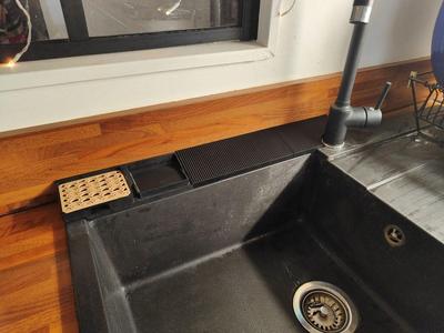 Sink splash/drip guard + soap dish