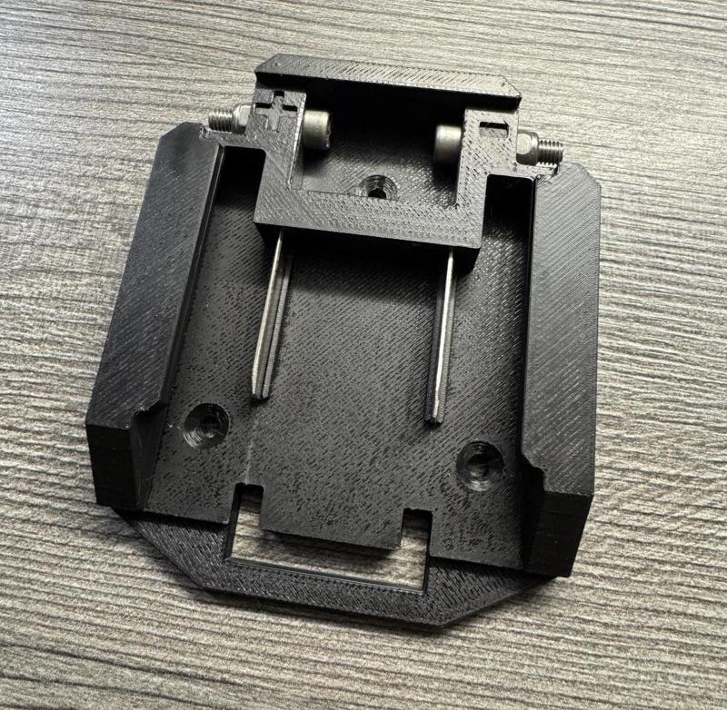 Makita XGT 40V Battery adapter