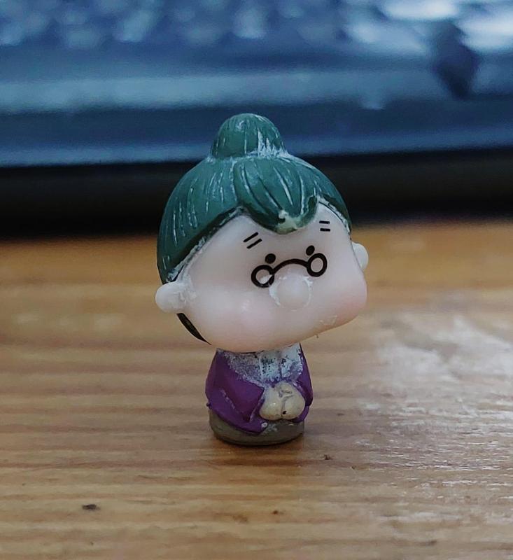 Charming Grandma 3D Model for Play, Cake Toppers, and Decor