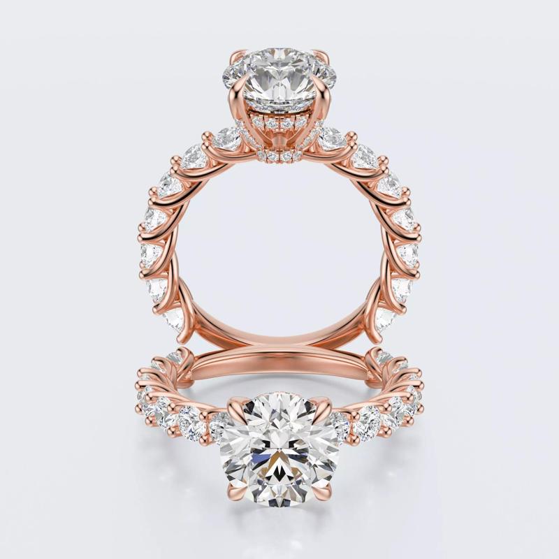 Round shape engagement ring