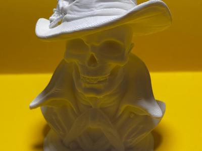 Halloween skeleton bust