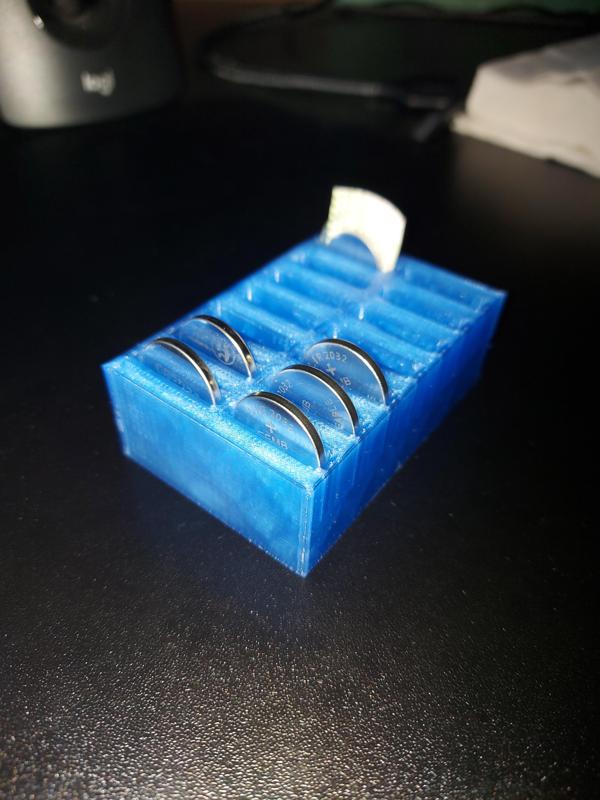 Compartiment pour piles CR2032 (LIR2032)