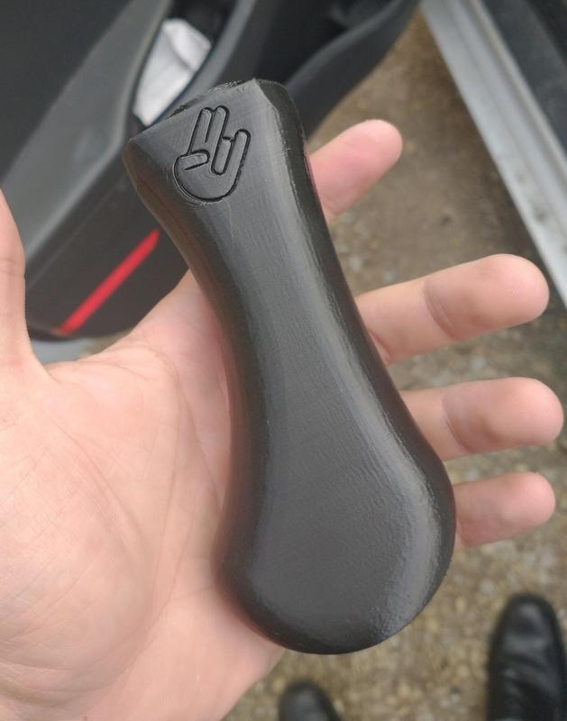 Shockwave "shocker" grip