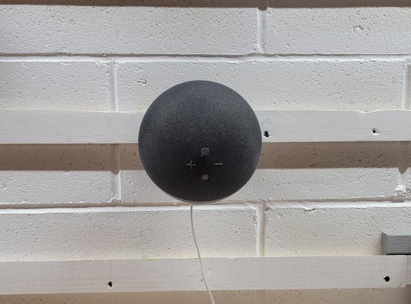 Echo 4th Gen French Cleat Mount