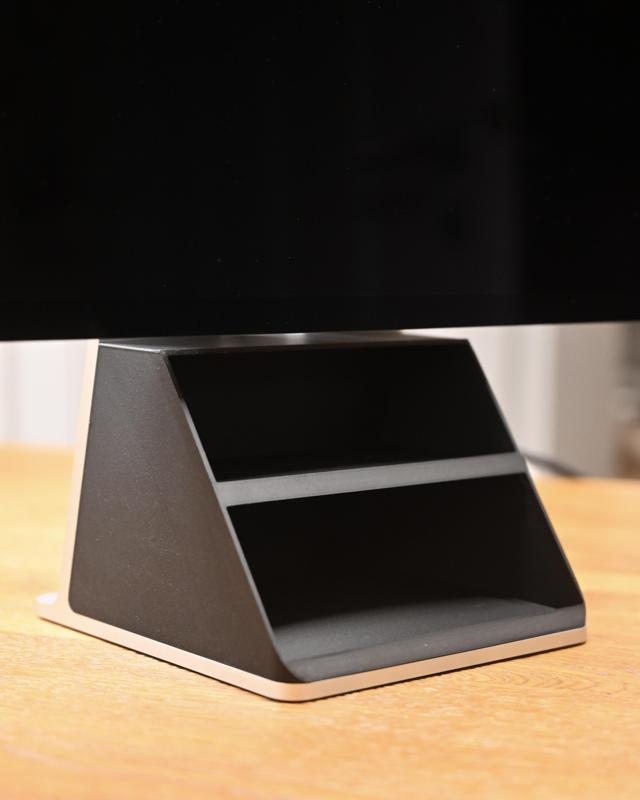 Apple Studio Display Storage