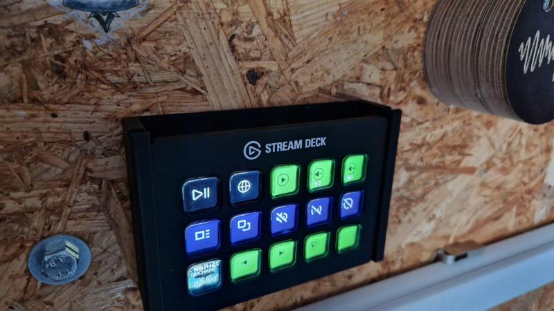 Elgato Stream Deck Wall Mount