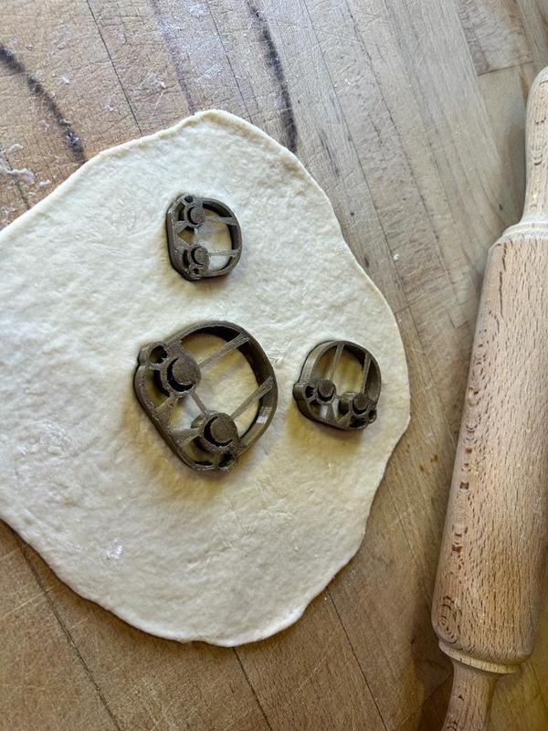 LOL Doll Cutter Base