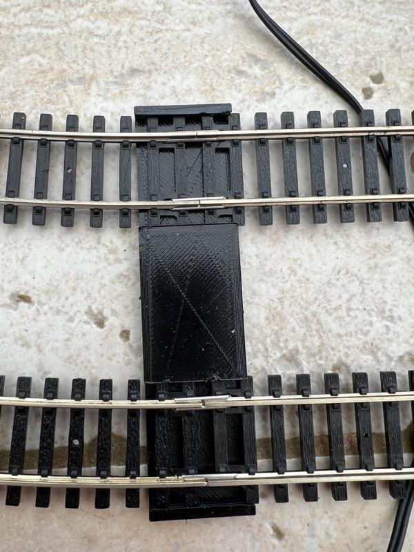 Hornby 00 Guage Track Separator