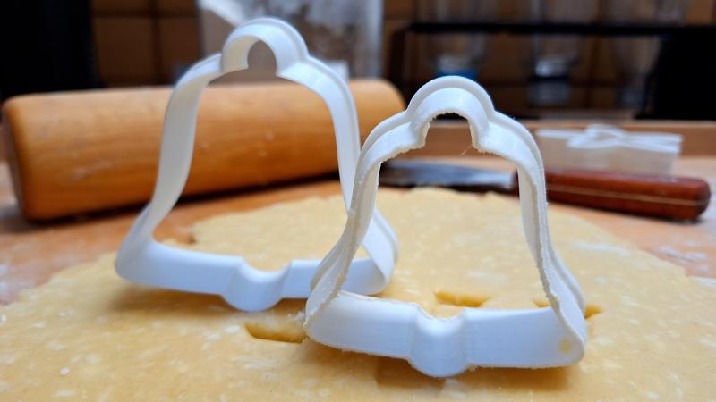 Gebäck-Ausstecher, Glocke (die wirklich funktionieren) / Cookie cutter, bell (which really work)