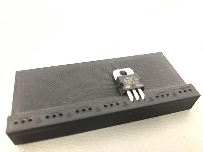 Bending device for TO-220 components