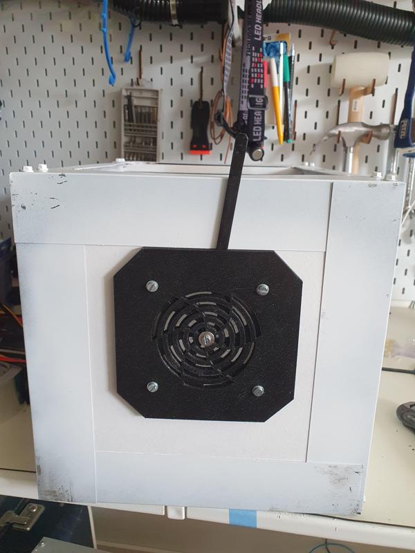 Adjustable vent w modified gate