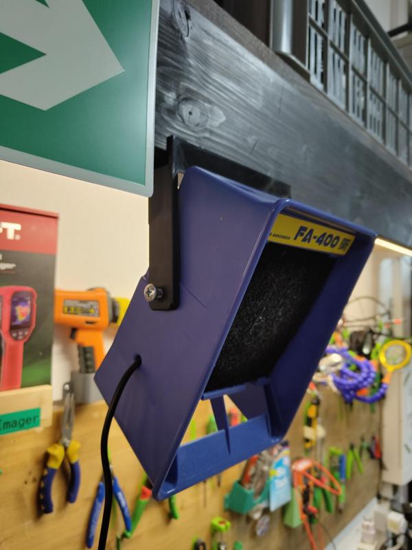 FA 400 Fume Extractor Board Clamp