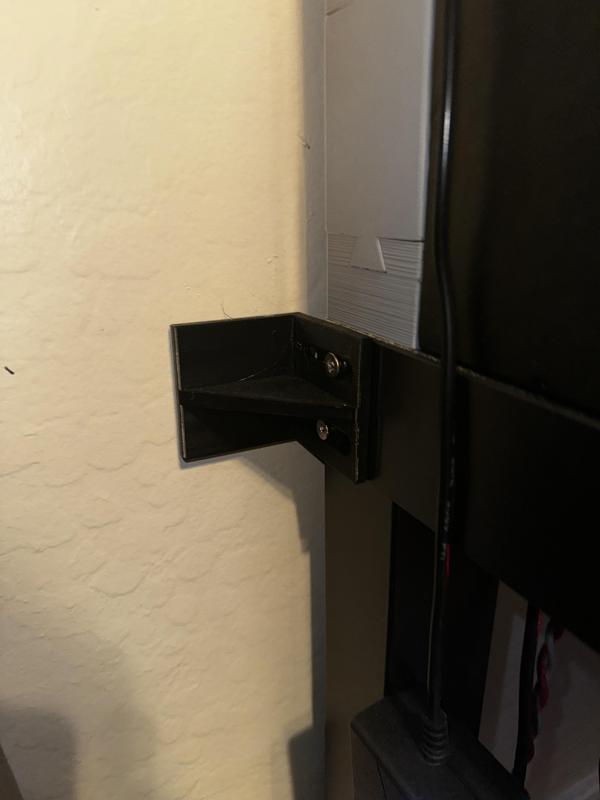 Lack Enclosure Wall Brace