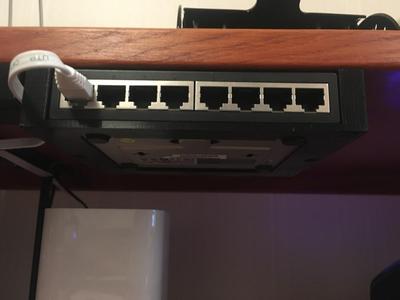Linksys SLM2008 mounting bracket