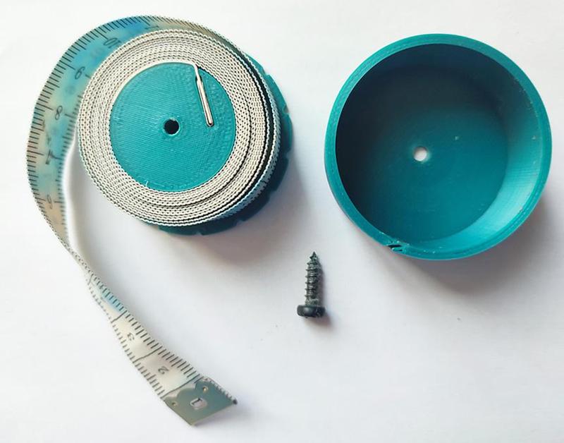 Dérouleur mètre ruban souple