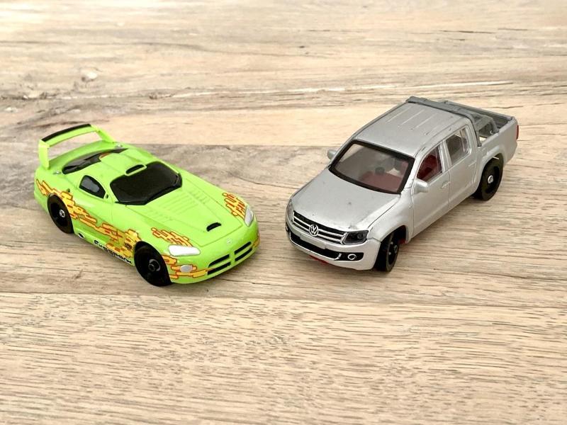 RC Car chassis for 1/43 scale body